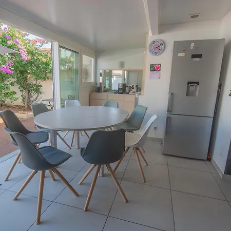 Maison 6 Adultes- 2 Enfants, 3 Etoiles *